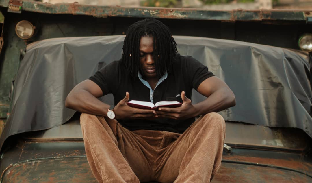 Nicodème Mapasa : du rap de rue au gospel inspirant, la nouvelle voix de Goma